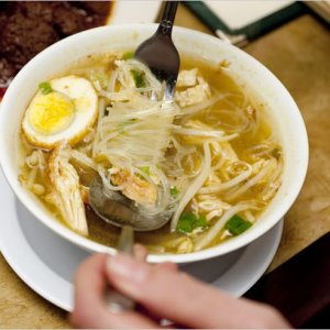 IndonesianChickenSoupWithNoodlesAro.jpg